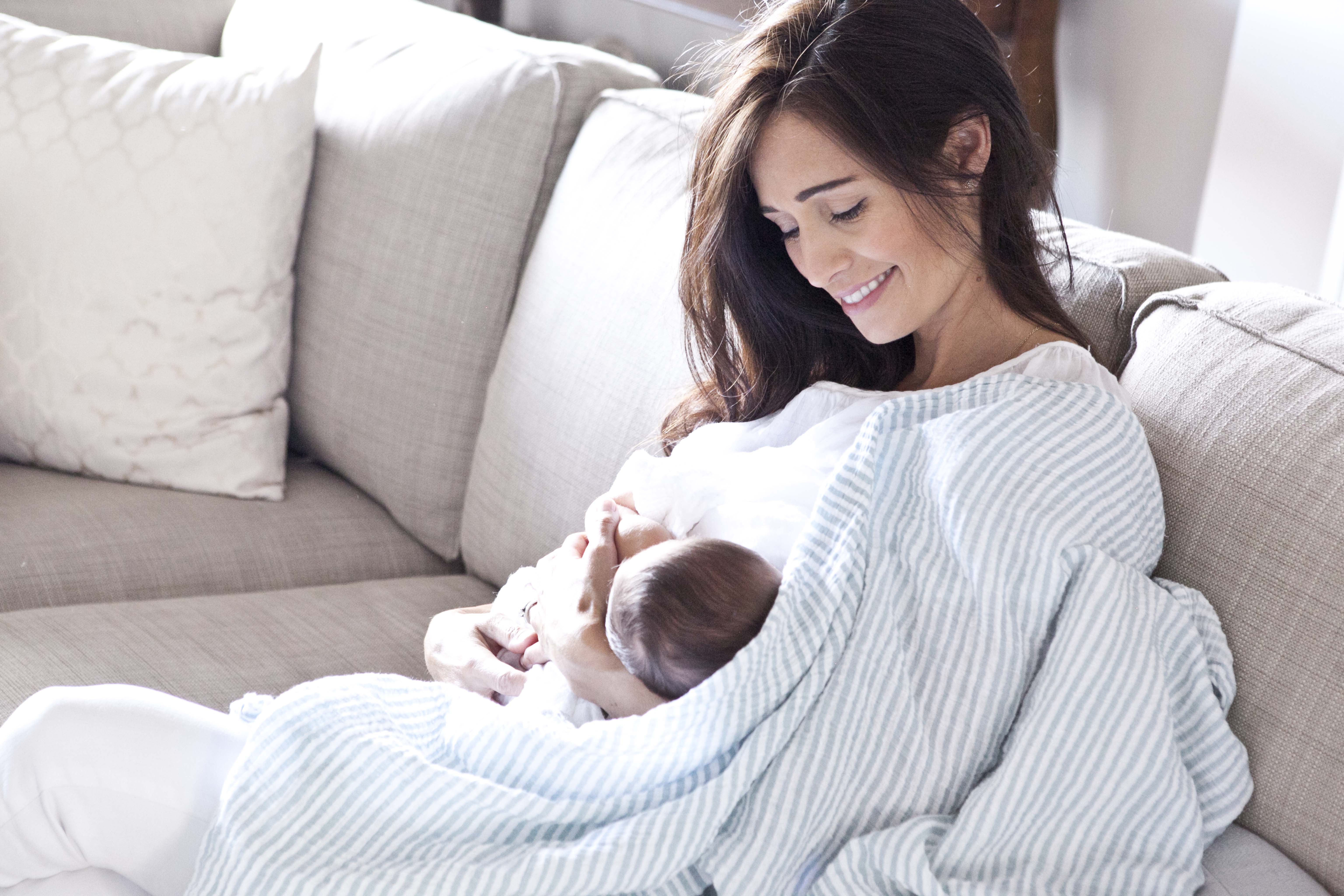 Breastfeeding: Nutrition Tips & Essentials