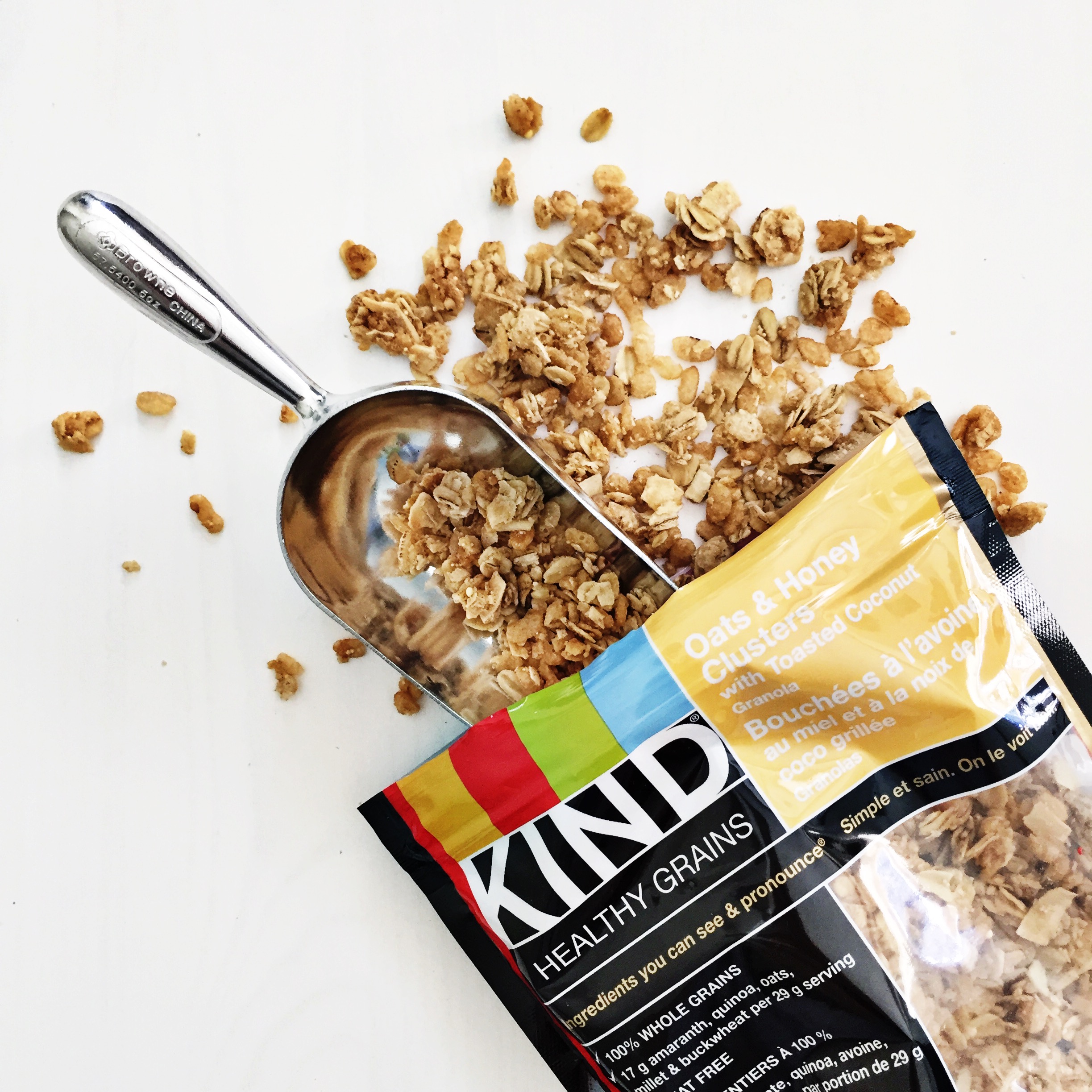 KIND Healthy Grains, Oats & Honey Clusters with Toasted Coconut