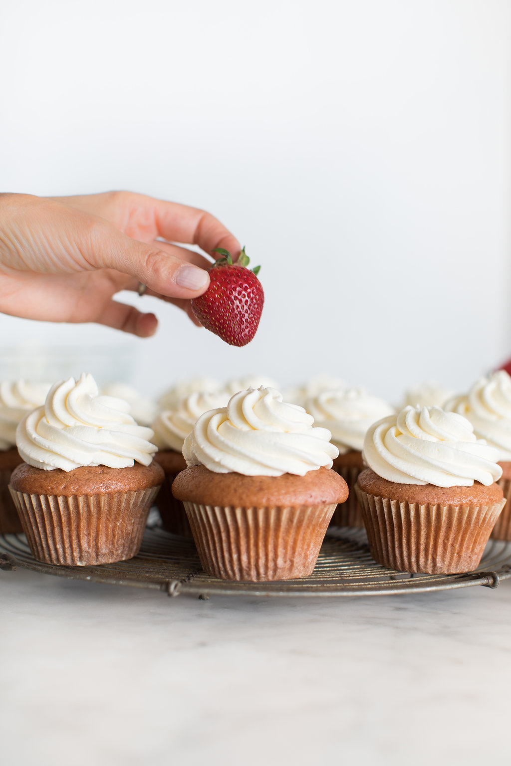 Fresh and beautiful Strawberries and Cream Cupcakes using real strawberries on fraichenutrition.com.