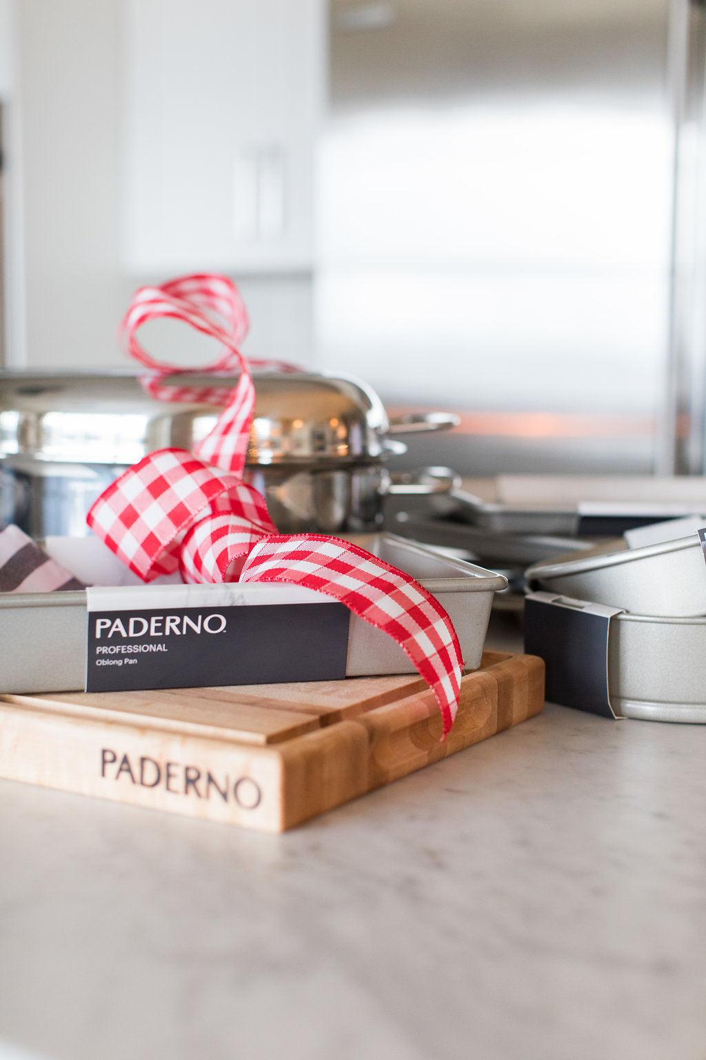 Good bakeware makes the PERFECT gift! Enter to win $600 worth of Paderno Professional bakeware on fraichenutrition.com!