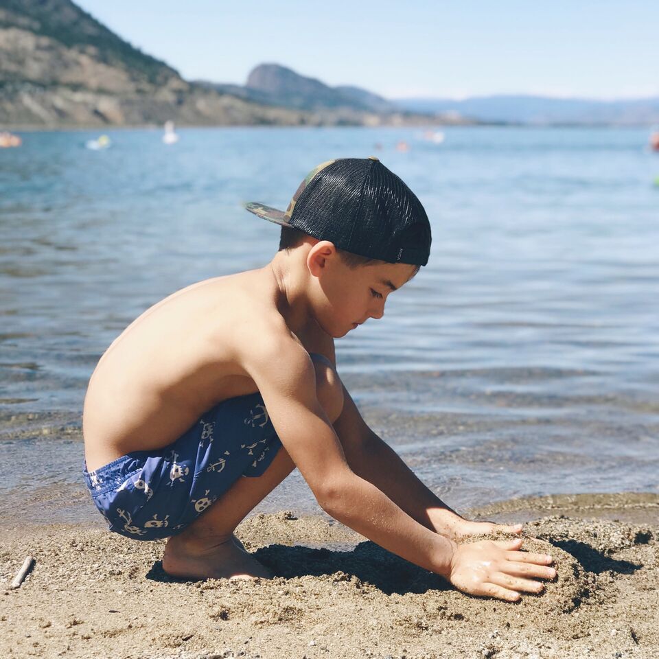 Top 20 fun activities to do with kids in Kelowna BC from mom, dietitian and blogger Tori Wesszer!