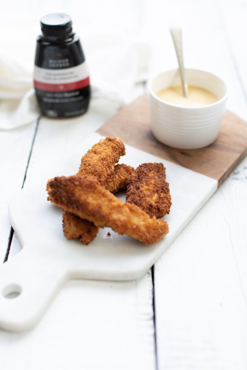 Crispy Oven Baked Chicken Fingers with Spicy Maple Mustard Dip by Registered Dietitian Tori Wesszer with Fraiche Nutrition
