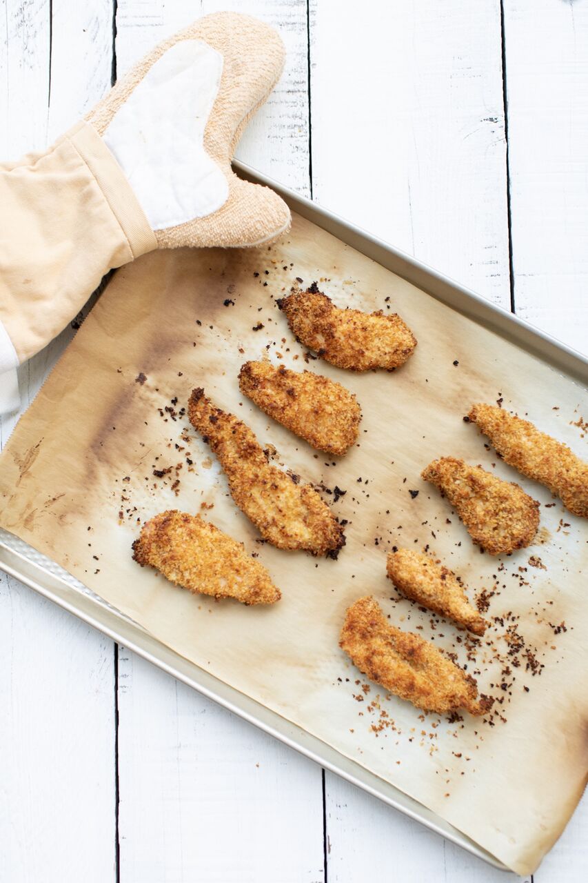 Crispy Oven Baked Chicken Fingers with Spicy Maple Mustard Dip by Registered Dietitian Tori Wesszer with Fraiche Nutrition