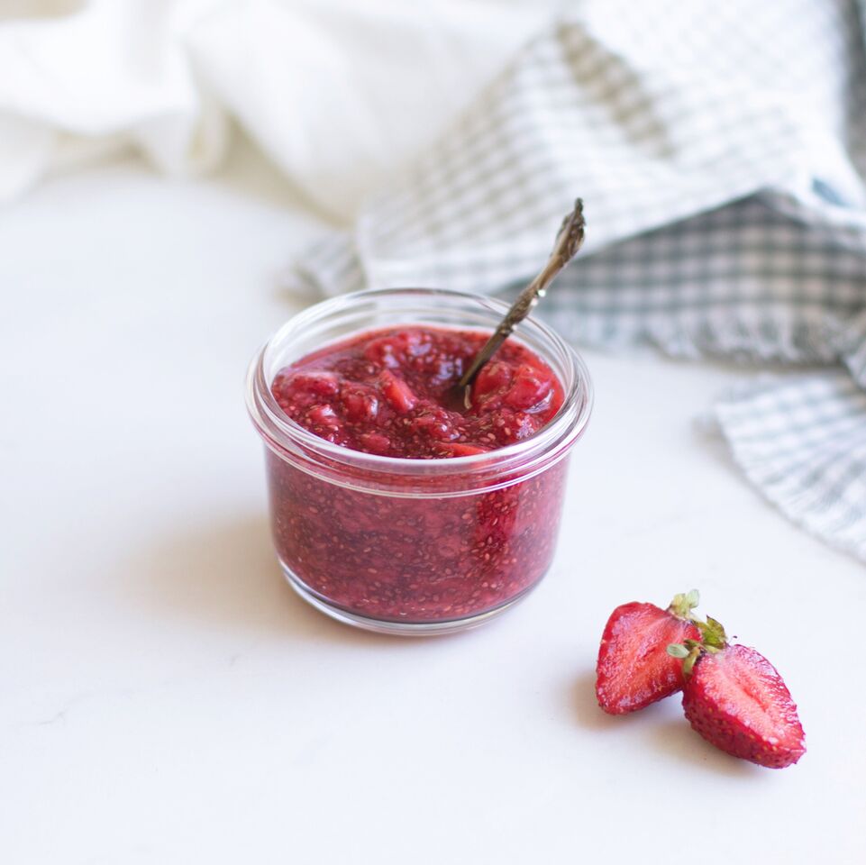 5 Minute Healthy Chia Seed Jam | Fraiche Nutrition Recipes