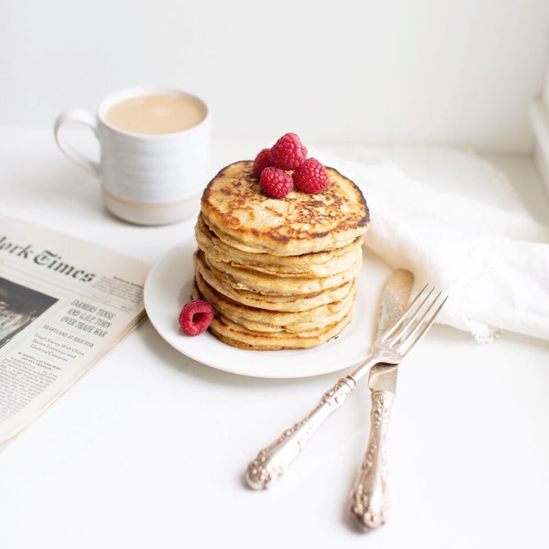 The BEST, Fluffy Vegan Pancakes!