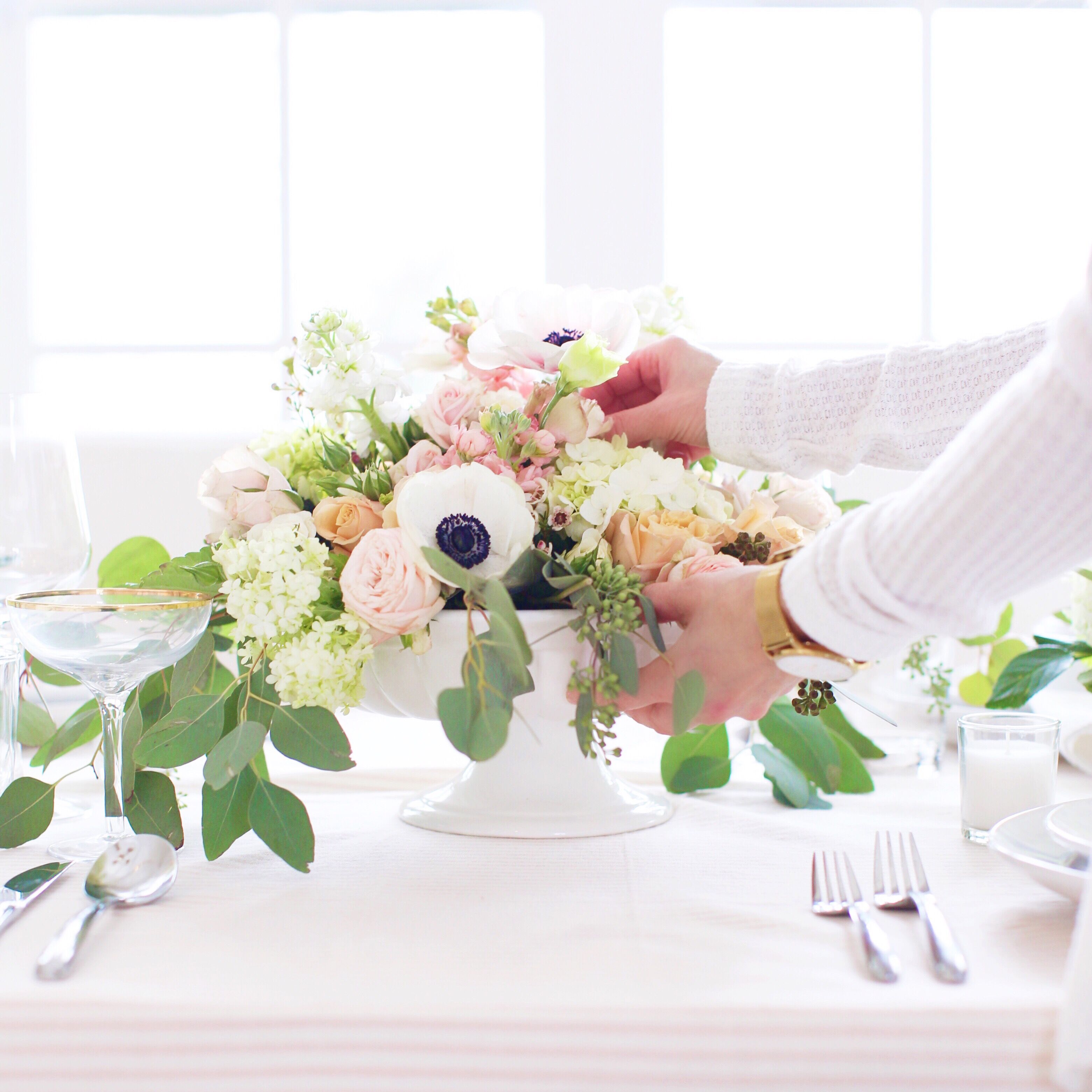 The perfect flower arrangement tutorial for the dinner table using any regular bowl with this essential floral hack from Tori at Fraiche