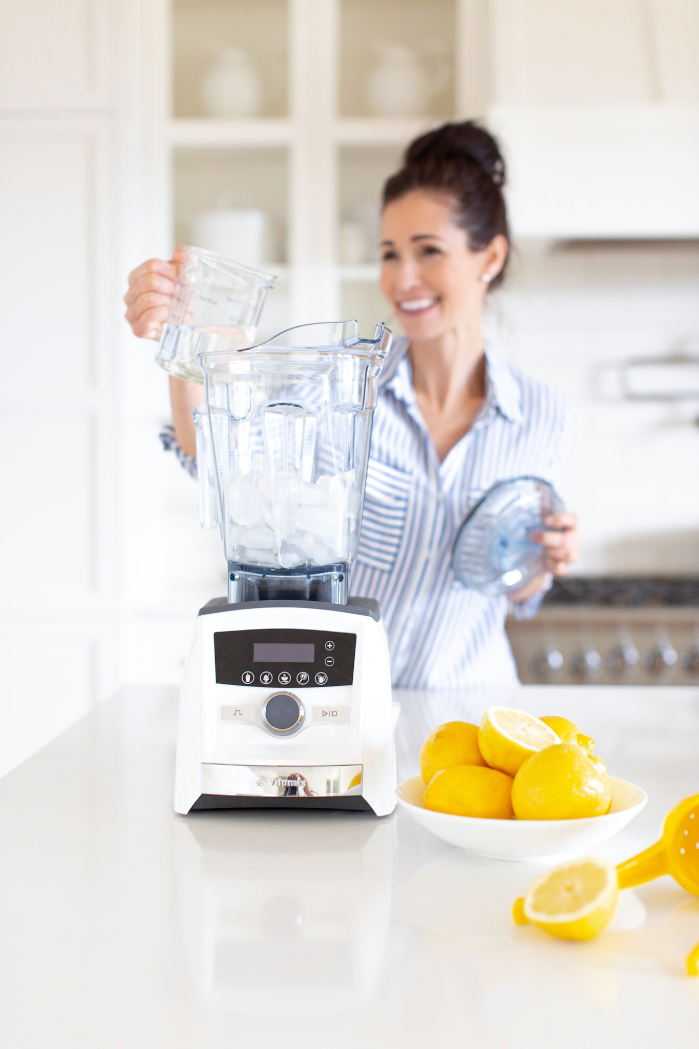 Lemon Granita and a Vitamix Give-away 