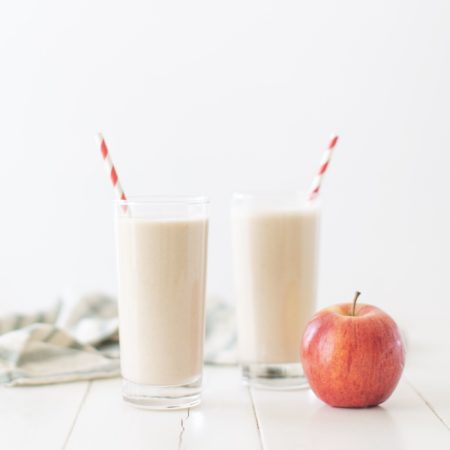 Apple Crisp Smoothie (vegan & GF option)