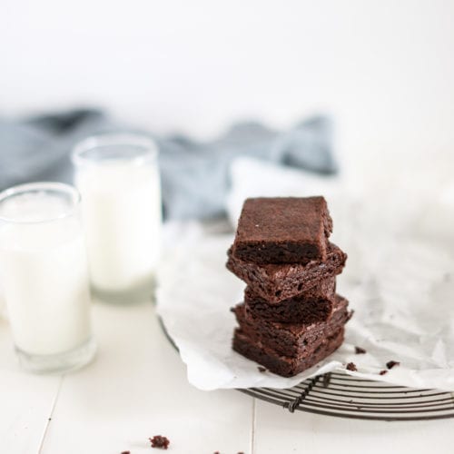 Old-Fashioned Brownies - Fraiche Living