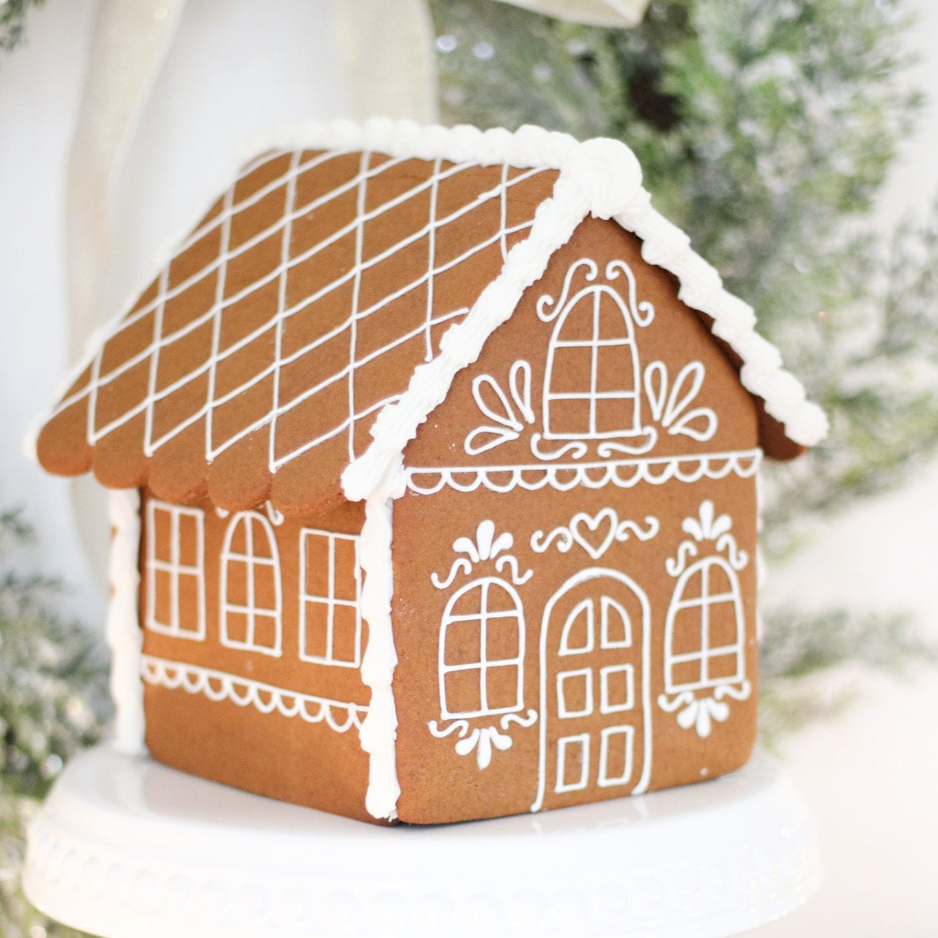 Gingerbread House Cake Mama