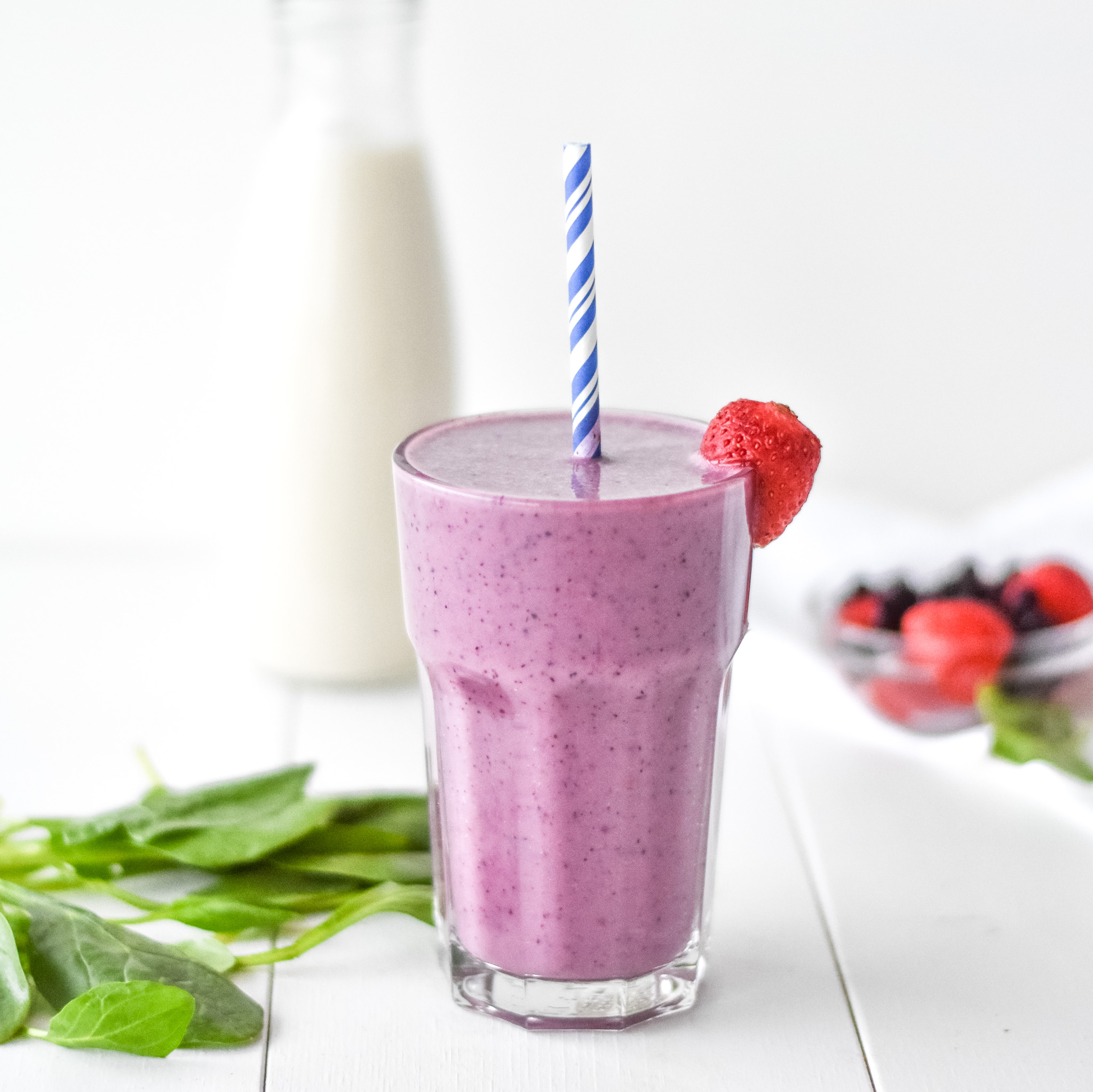 berry spinach smoothie