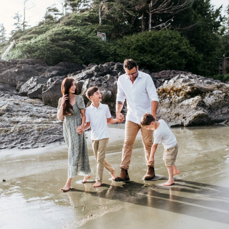 OUR 2021 TOFINO GUIDE