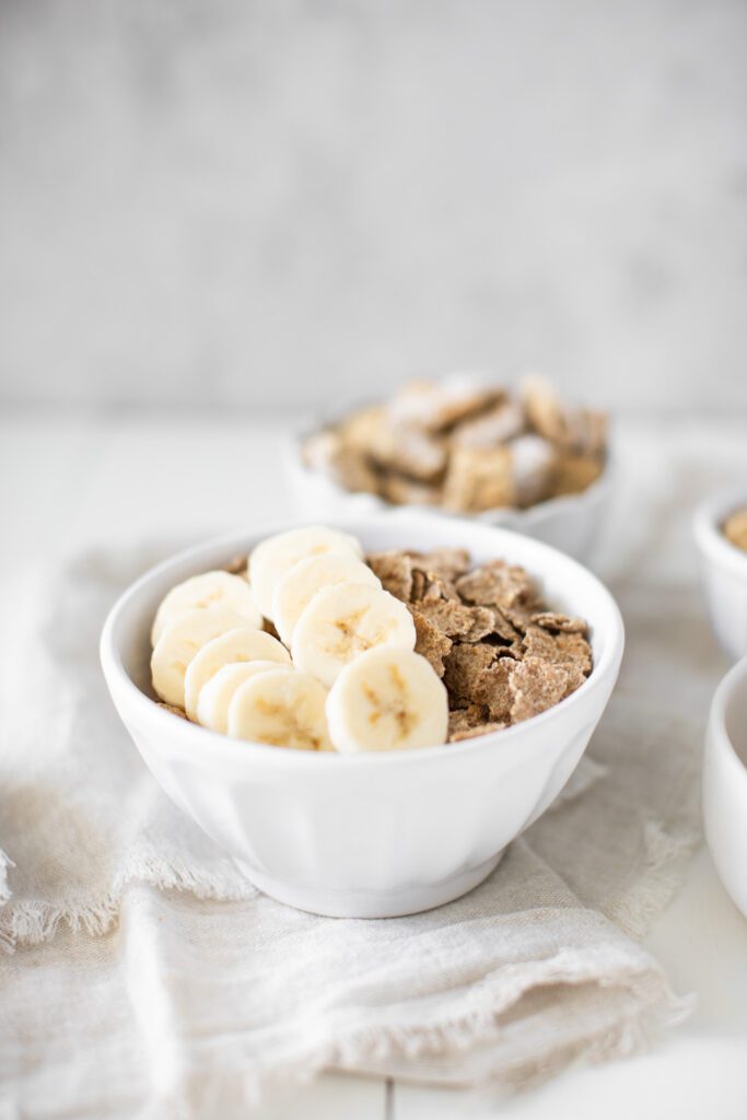 How To Choose Cereal - cereal in a bowl with bananas