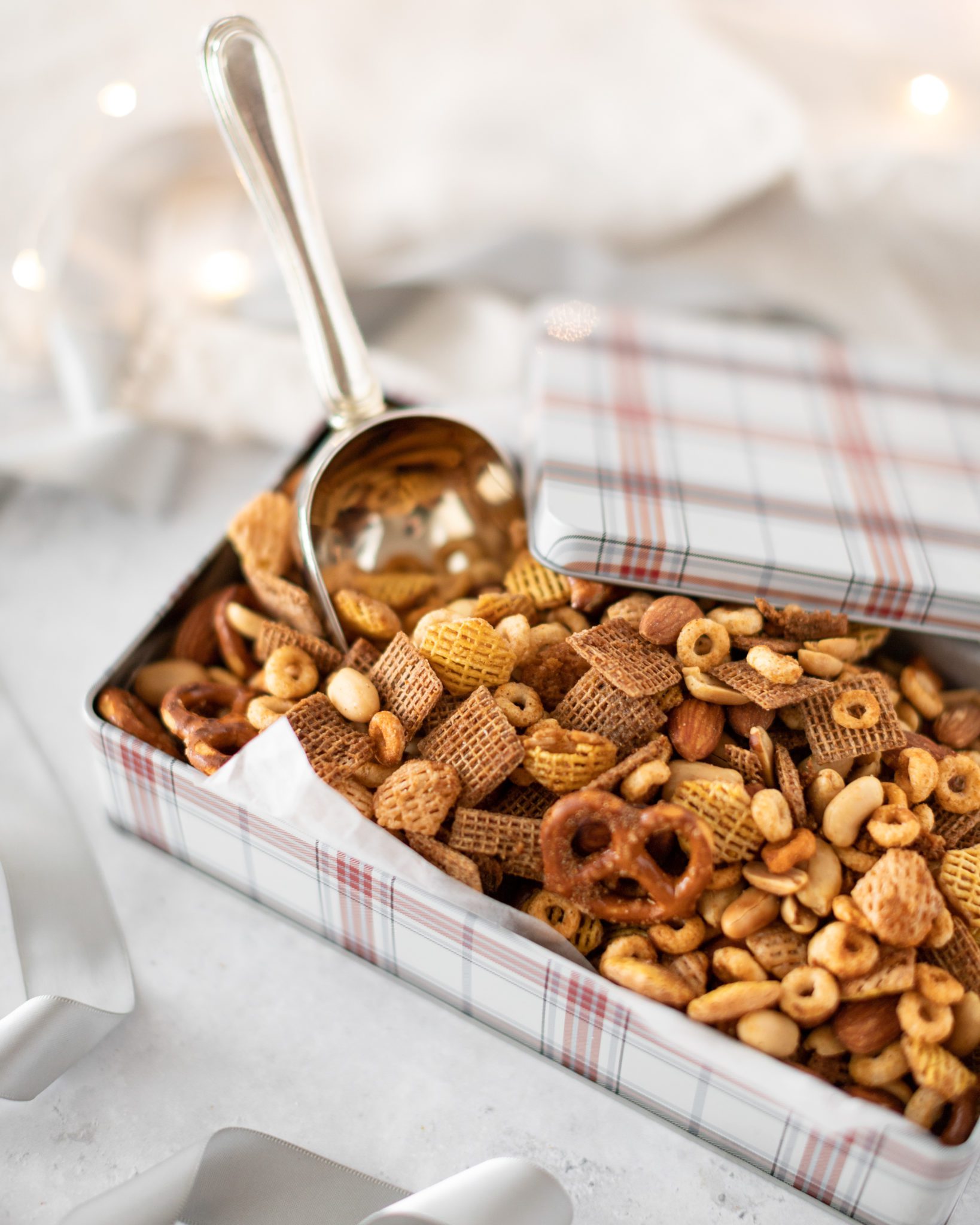 Classic Nuts & Bolts Fraiche Living