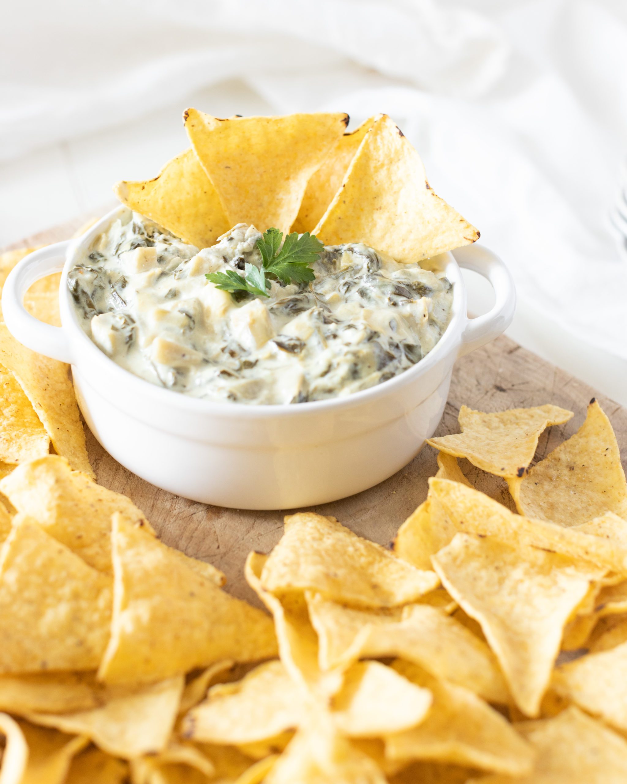 Crockpot Spinach & Artichoke Dip - Fraiche Living