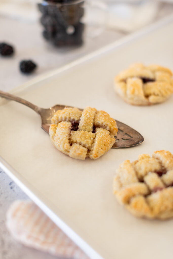 Blackberry Pie Cookies
