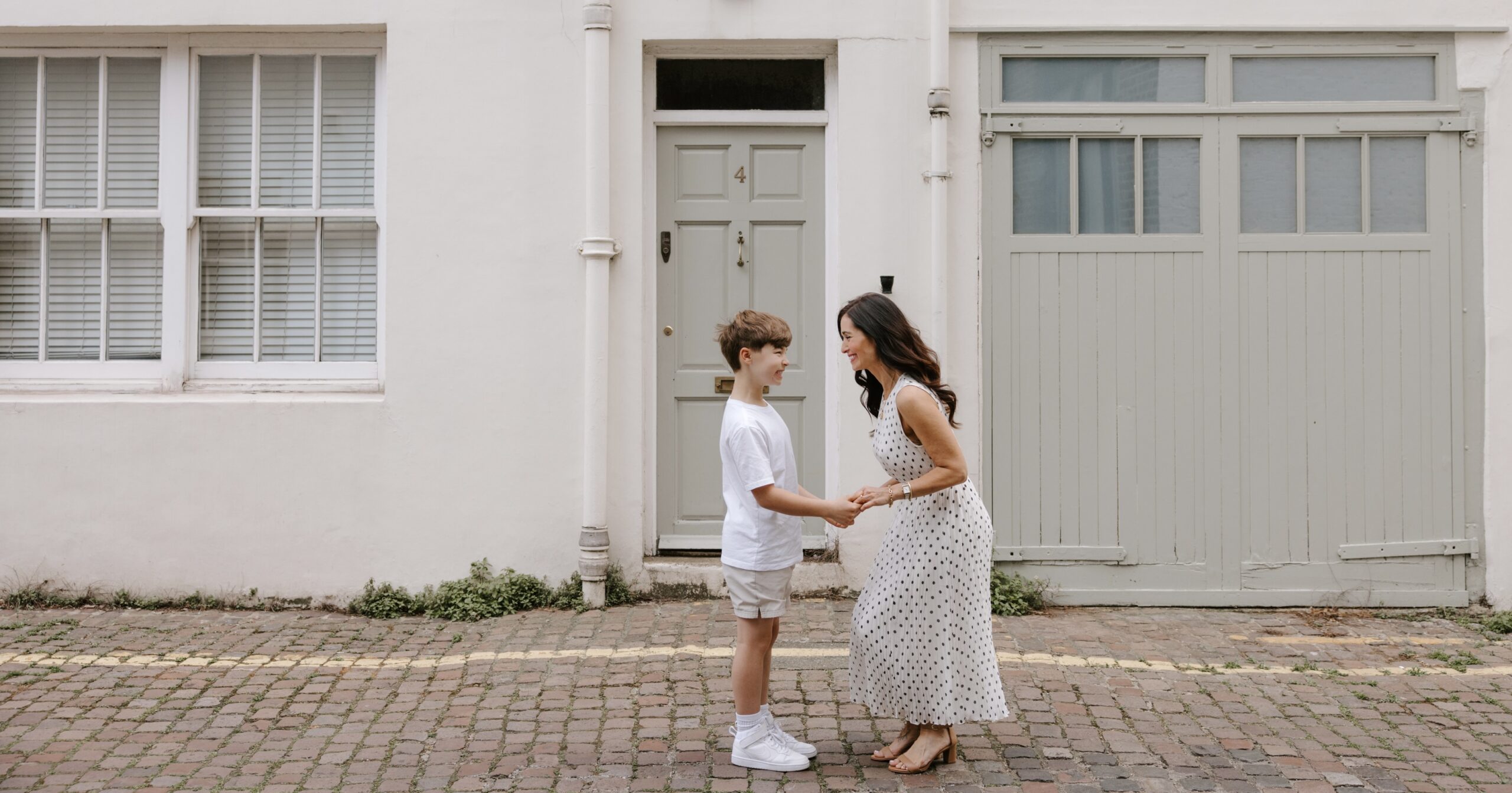 Max and Tori in London street